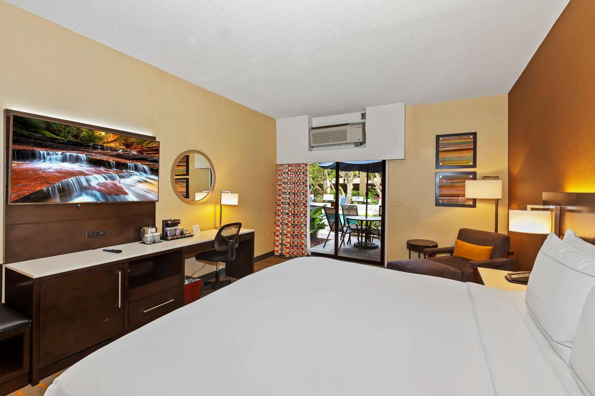 Doubletree By Hilton Hotel